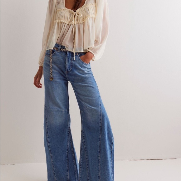Free People We the Free Eden High Slouchy Flare Jeans - Picture 4 of 5